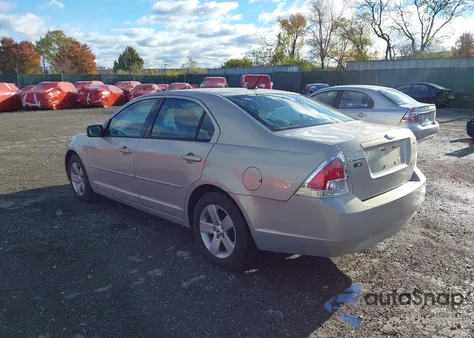 2009 Ford Fusion Se z USA, uszkodzony, nr VIN 3FAHP07Z09R138496